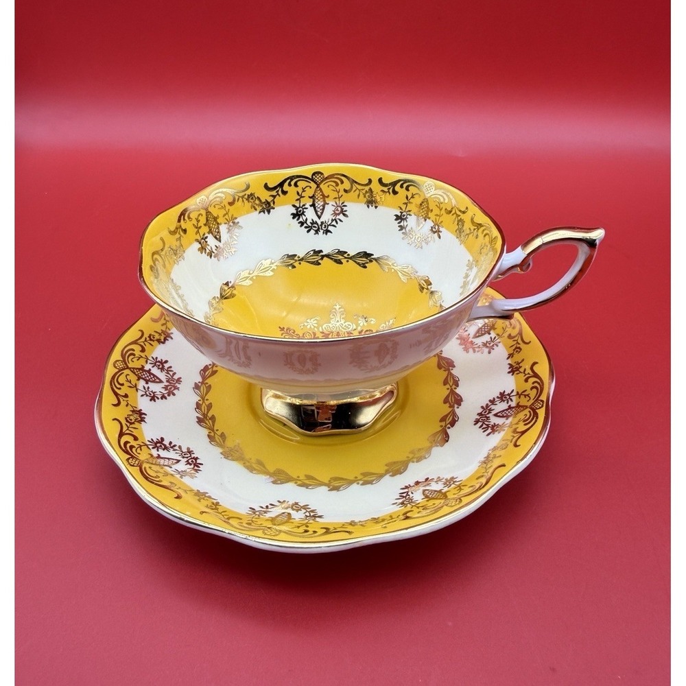 Vintage Royal Standard Bone China Tea Cup & Saucer Yellow w Gold Flowers Pattern